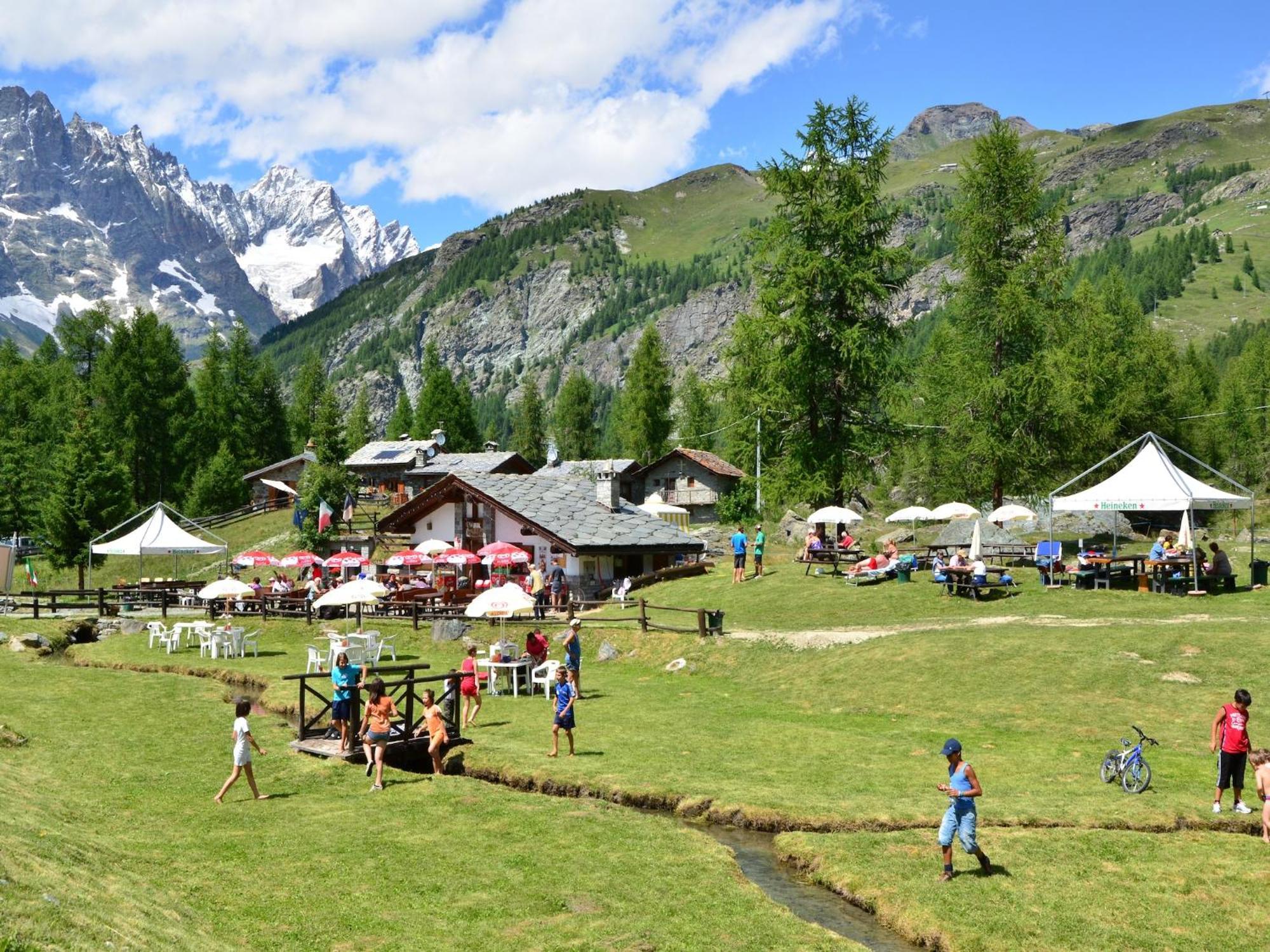 Contemporary Apartment In Breuil Cervinia Near Ski Area Zewnętrze zdjęcie
