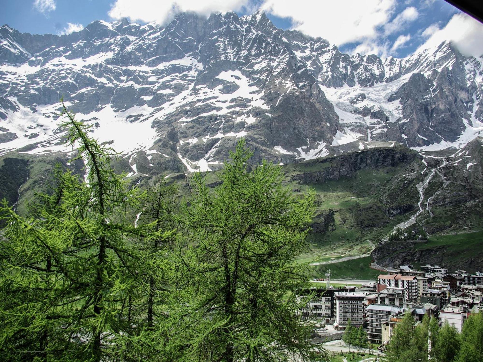Contemporary Apartment In Breuil Cervinia Near Ski Area Zewnętrze zdjęcie